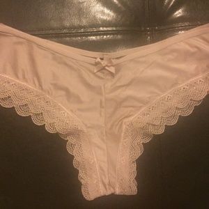 Victoria's Secret  Shimmery Sexy Angel Bombshell